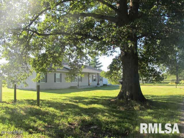 704 Clark School Road De Soto, IL 62924 - Photo 19 of 32