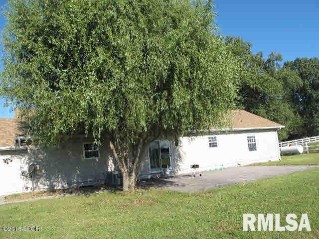 704 Clark School Road De Soto, IL 62924 - Photo 28 of 32