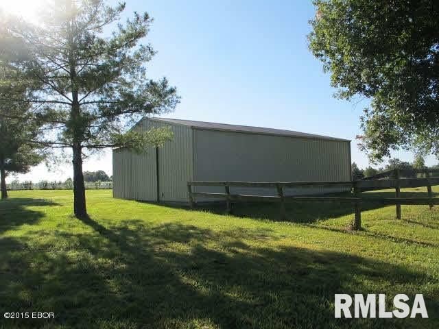 704 Clark School Road De Soto, IL 62924 - Photo 30 of 32