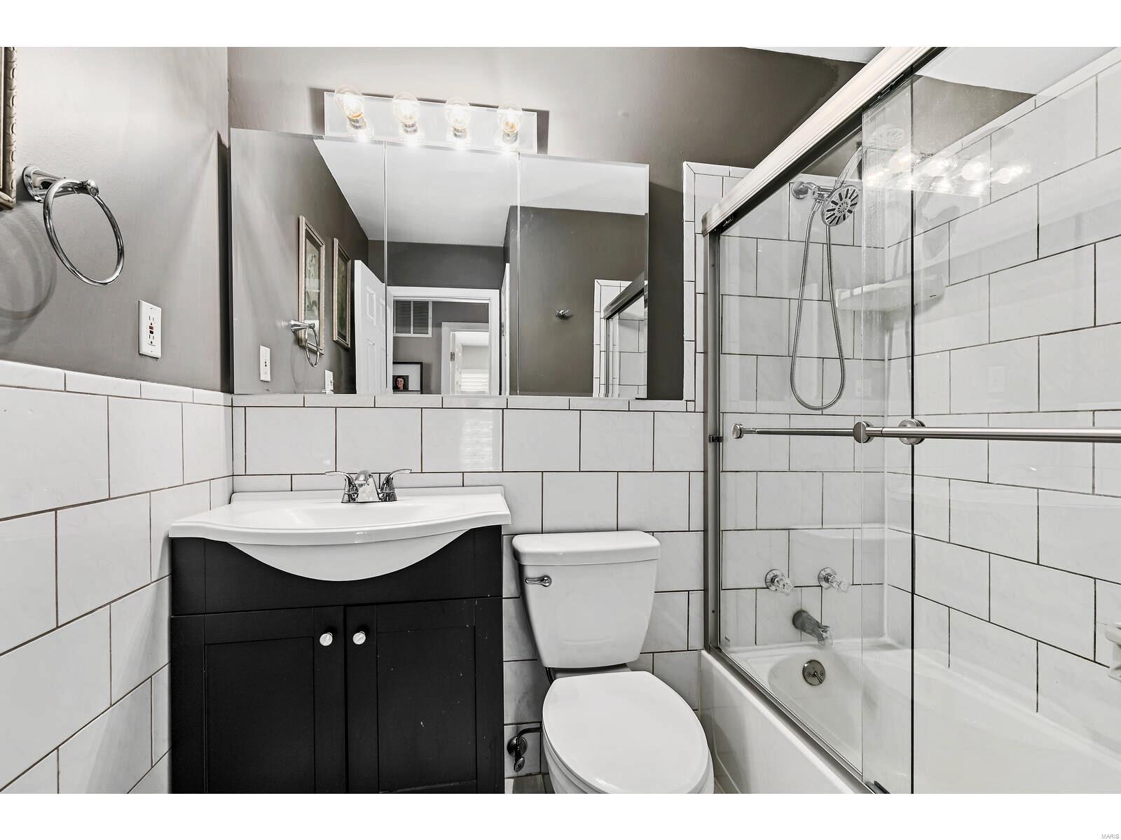 5771 Huntsport Road St. Louis, MO 63129 - Photo 13 of 19