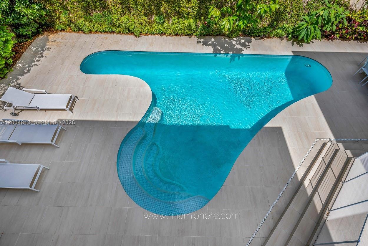 3900 Douglas Road Coconut Grove, FL 33133 - Photo 20 of 25