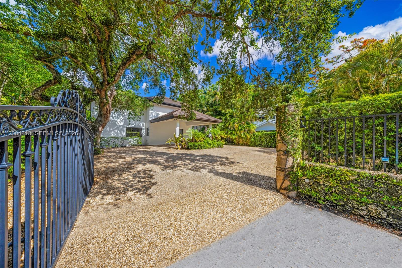 3900 Douglas Road Coconut Grove, FL 33133 - Photo 25 of 25