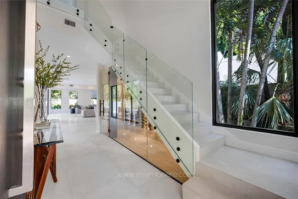 $22,000 | 3900 Douglas Road, Coconut Grove, FL 33133