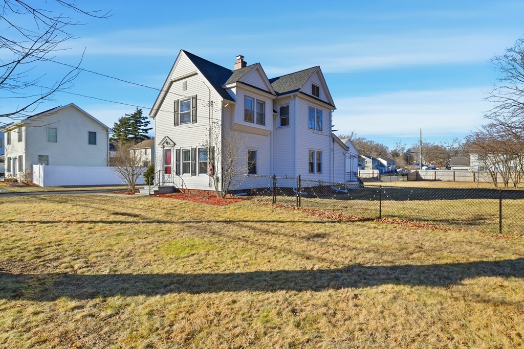 1201 Allen Street Springfield, MA 01118 - Photo 4 of 42 a house view with a outdoor space