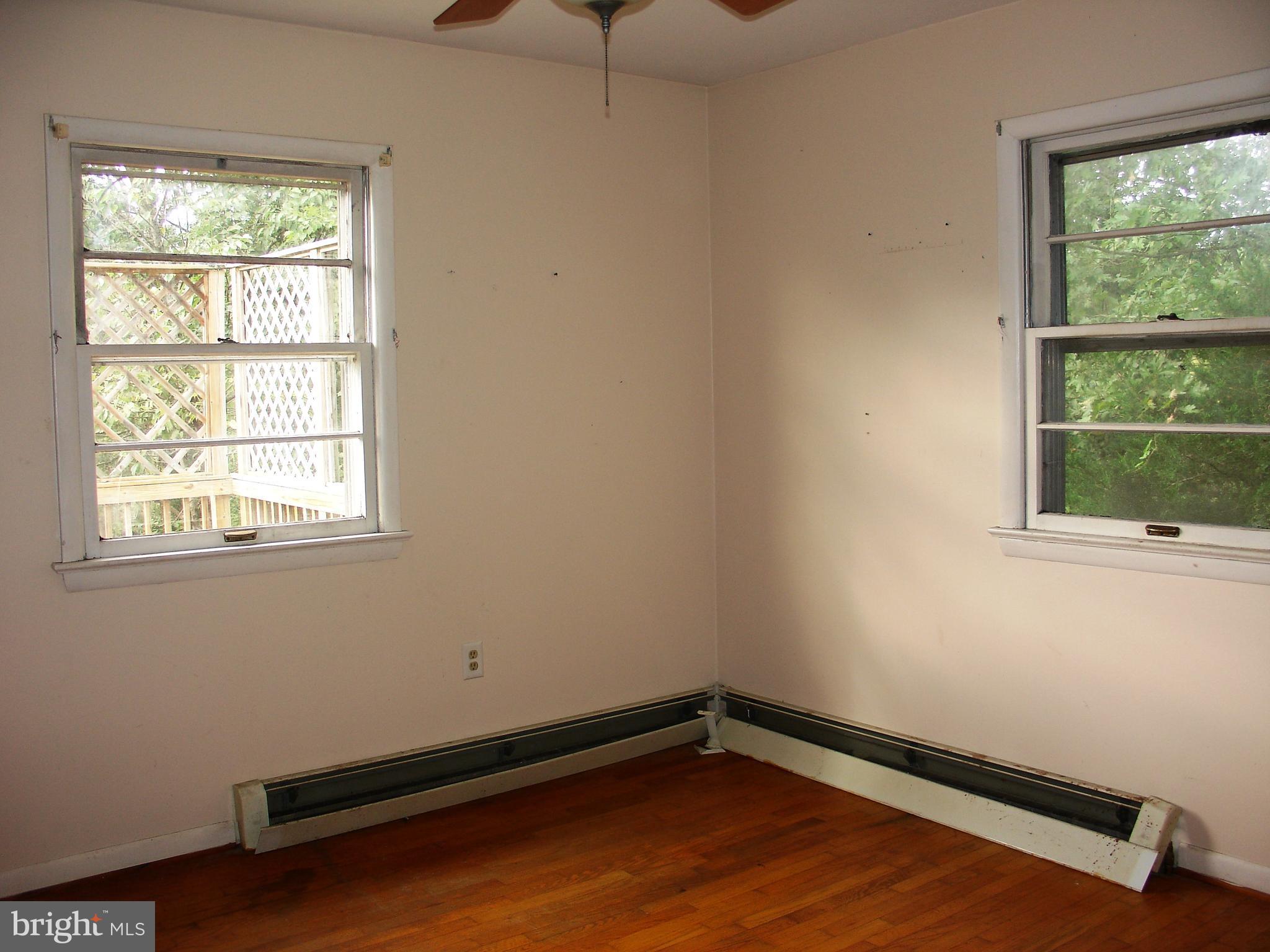 4633 Fort Valley Road Fort Valley, VA 22652 - Photo 16 of 27 Bedroom (Master)