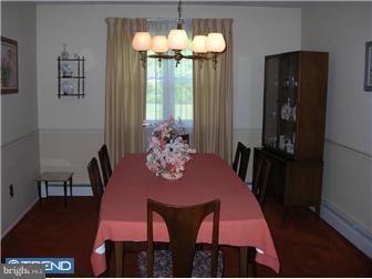 114 Moonflower Road Hatboro, PA 19040 - Photo 4 of 12 Gallery Image 4