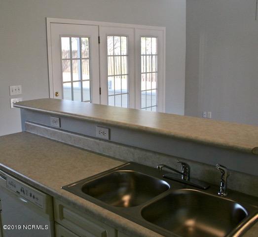 332 Emerald Ridge Drive Hampstead, NC 28443 - Photo 11 of 30 11