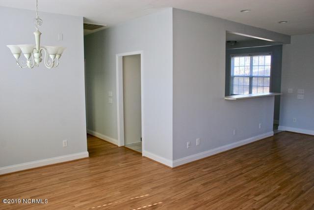 332 Emerald Ridge Drive Hampstead, NC 28443 - Photo 6 of 30 6
