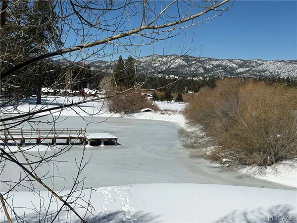 $575,000 | 43067 Goldmine Woods Lane, Big Bear Lake, CA 92315