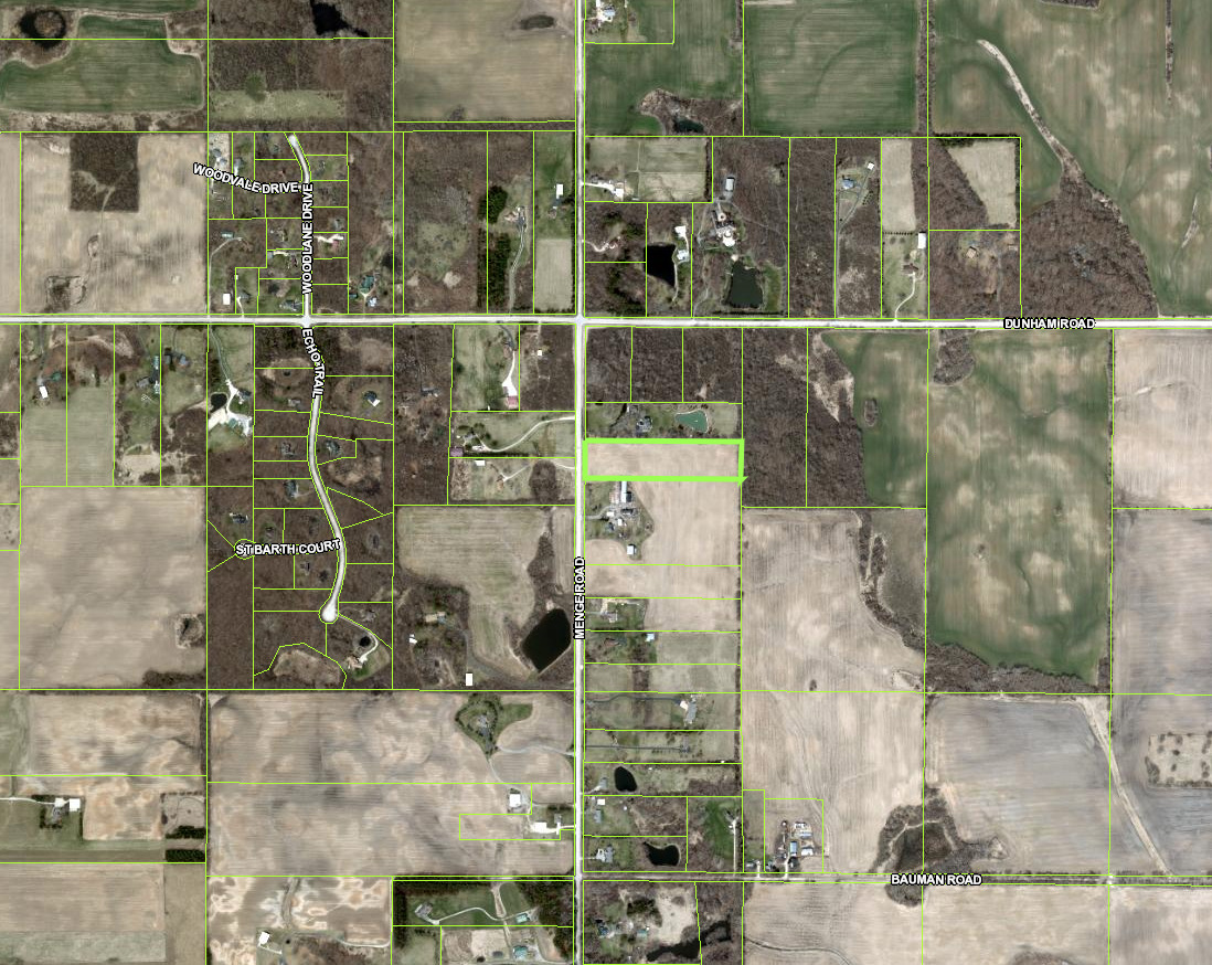 7-acres Menge Road Marengo, IL 60152 - Photo 3 of 4 a bathroom with a shower