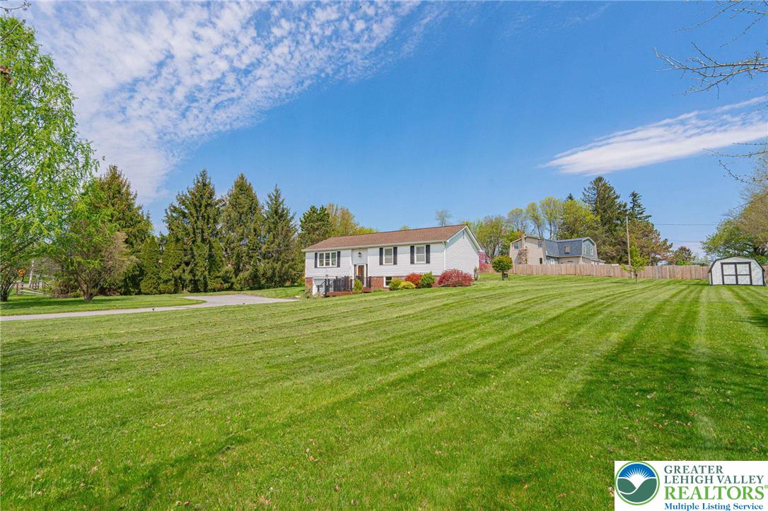 9454 Jacktown Road Bangor, PA 18013 - Photo 3 of 52