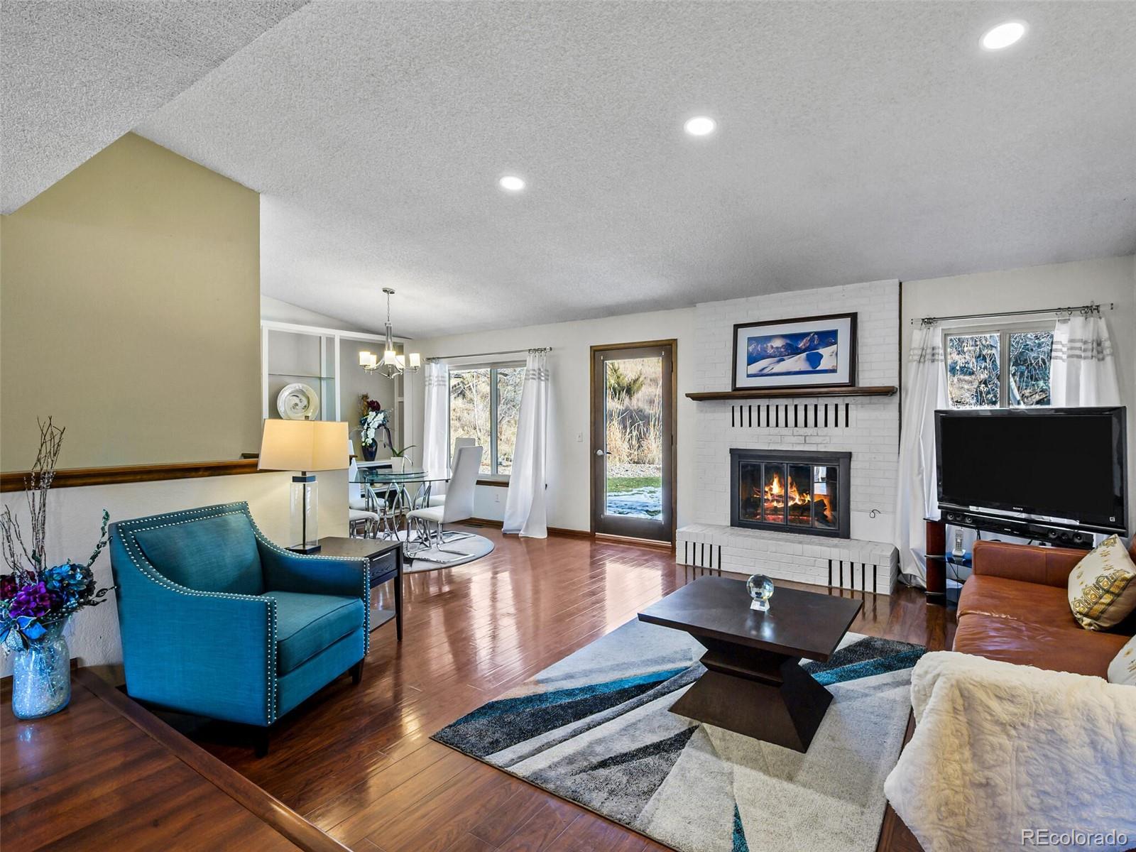 8722 South Elk Street Highlands Ranch, CO 80126 - Photo 5 of 32 Gallery Image 5