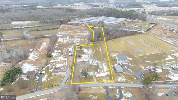 $350,000 | 32908 Swamp Road, Dagsboro, DE 19939