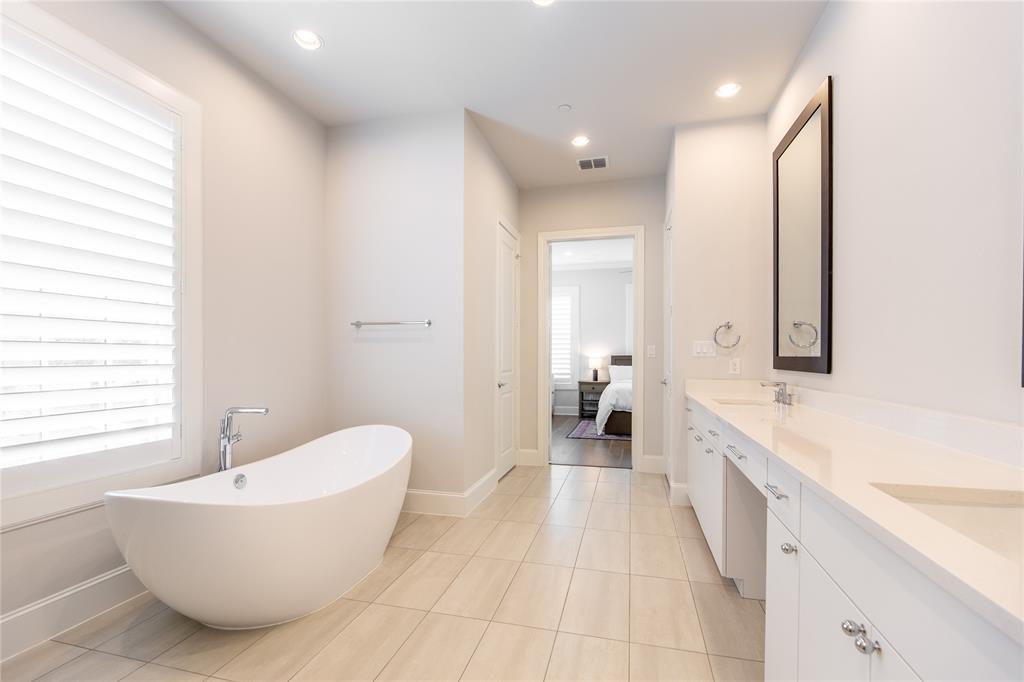 14948 Oak Street Addison, TX 75001 - Photo 18 of 38