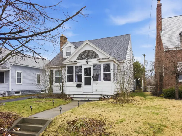 $279,999 | 1327 Baker Avenue, Schenectady, NY 12309