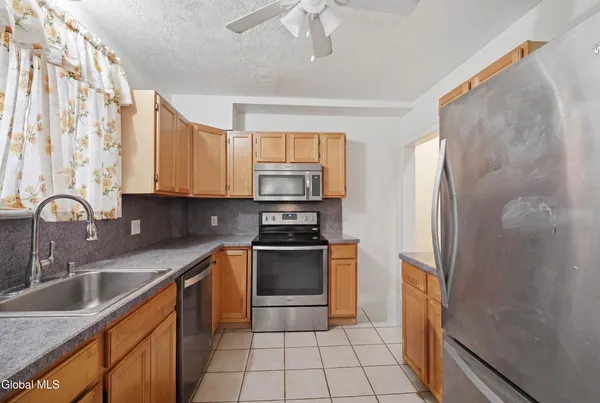 $279,999 | 1327 Baker Avenue, Schenectady, NY 12309