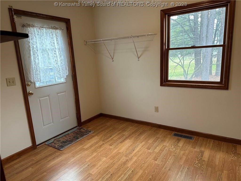 5884 Sandhill Road Point Pleasant, WV 25550 - Photo 23 of 33 Laundry Room