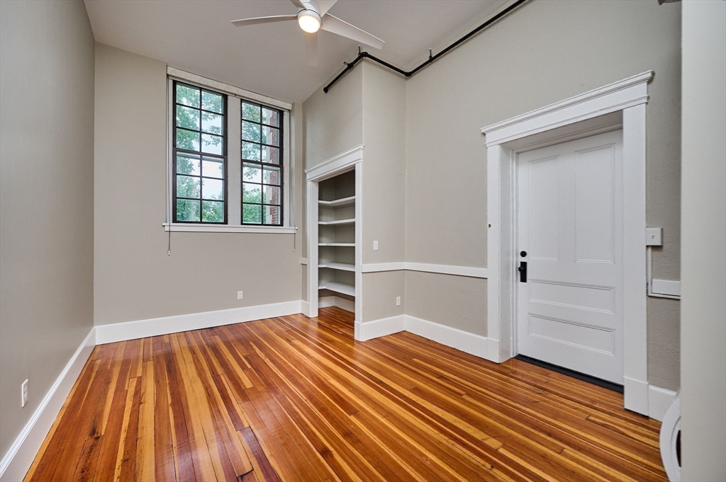 58 Main Street, Unit 4 Hatfield, MA 01038 - Photo 22 of 30