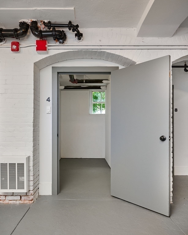 58 Main Street, Unit 4 Hatfield, MA 01038 - Photo 26 of 30