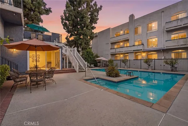 $499,000 | 17711 Margate Street, Unit 103, Encino, CA 91316
