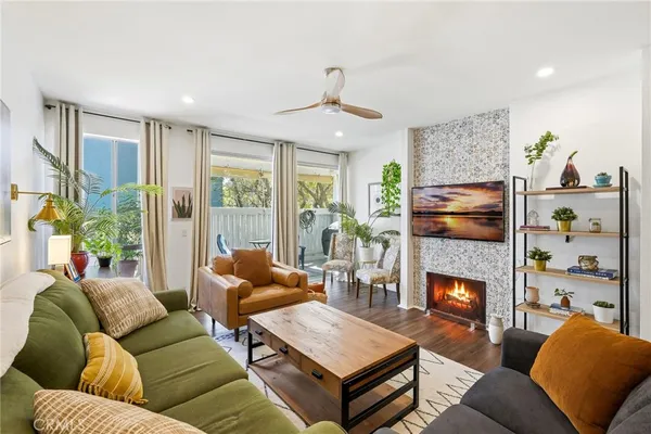 $499,000 | 17711 Margate Street, Unit 103, Encino, CA 91316