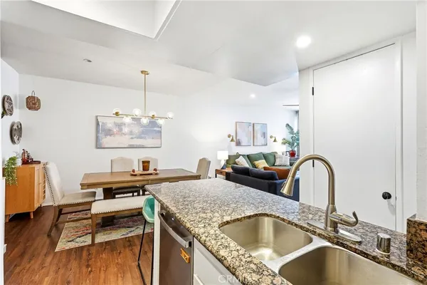 $499,000 | 17711 Margate Street, Unit 103, Encino, CA 91316