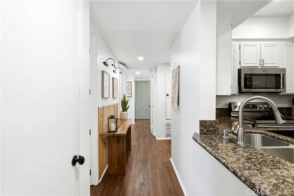 $499,000 | 17711 Margate Street, Unit 103, Encino, CA 91316