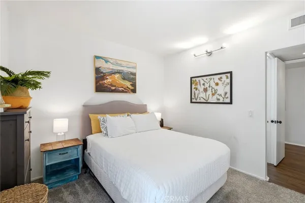 $499,000 | 17711 Margate Street, Unit 103, Encino, CA 91316