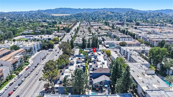 $499,000 | 17711 Margate Street, Unit 103, Encino, CA 91316