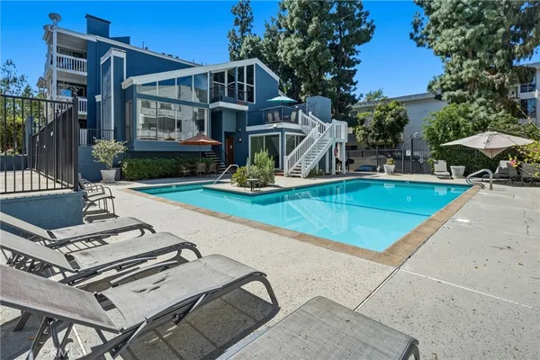 $499,000 | 17711 Margate Street, Unit 103, Encino, CA 91316