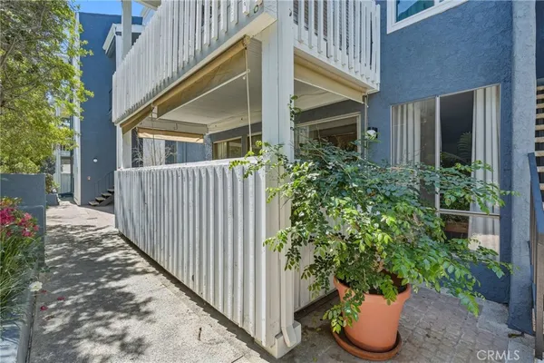 $499,000 | 17711 Margate Street, Unit 103, Encino, CA 91316