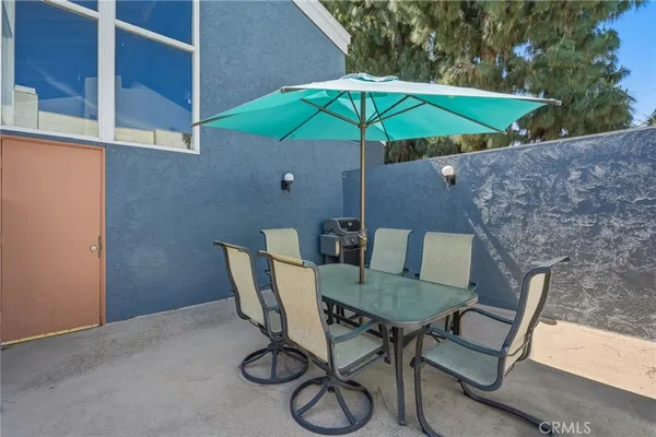 $499,000 | 17711 Margate Street, Unit 103, Encino, CA 91316