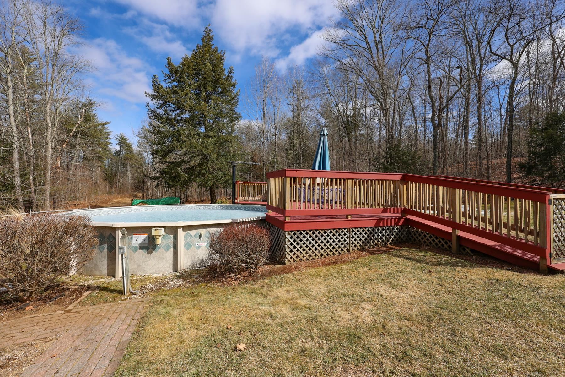 56 McKenzie Road Loudon, NH 03307 - Photo 13 of 40