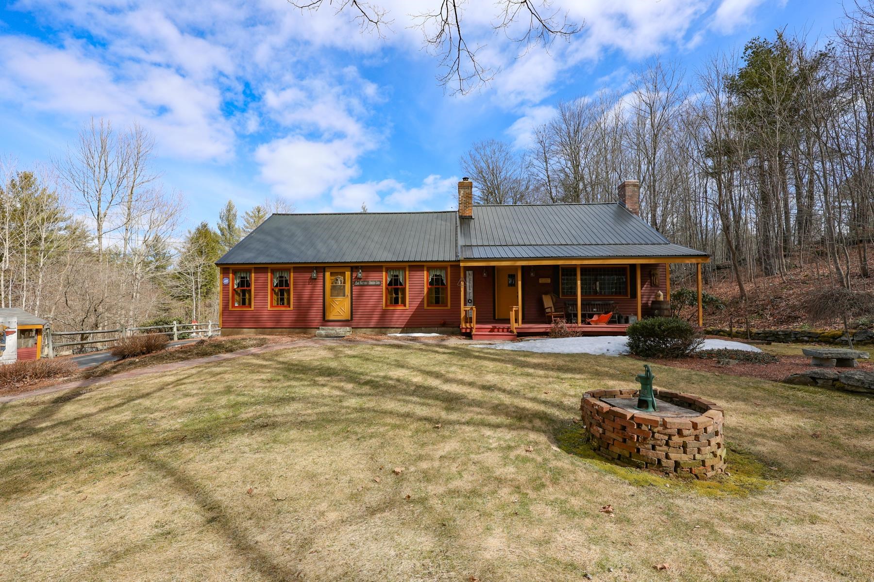 56 McKenzie Road Loudon, NH 03307 - Photo 3 of 40