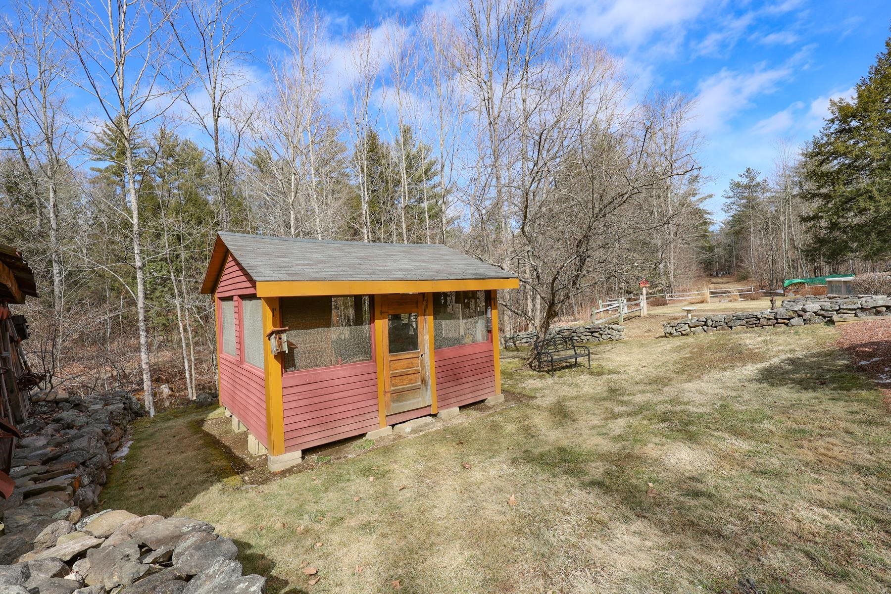 56 McKenzie Road Loudon, NH 03307 - Photo 7 of 40