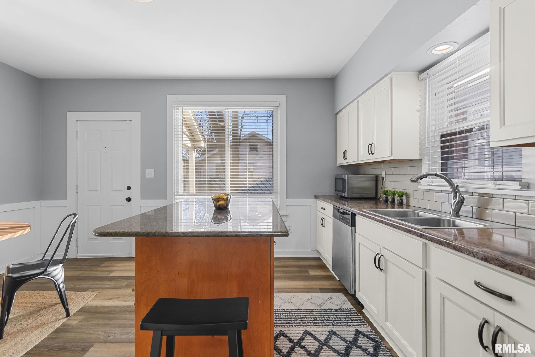 1428 West Edwards Street Springfield, IL 62704 - Photo 11 of 36 Gallery Image 11
