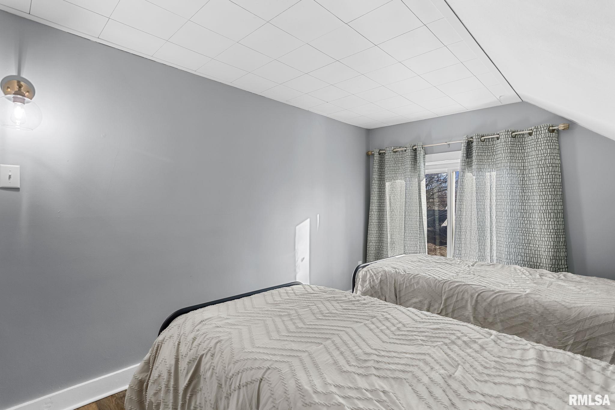1428 West Edwards Street Springfield, IL 62704 - Photo 21 of 36 Gallery Image 21