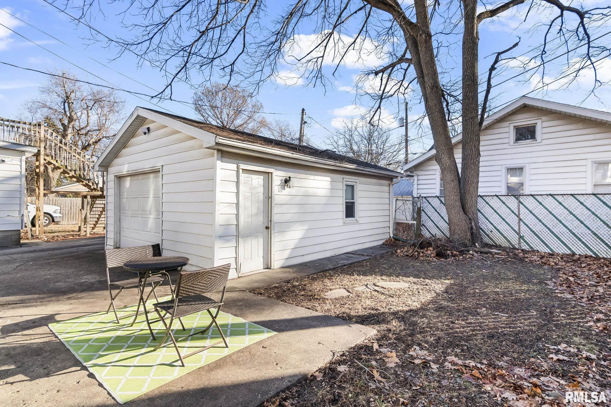 1428 West Edwards Street Springfield, IL 62704 - Photo 35 of 36 Gallery Image 35