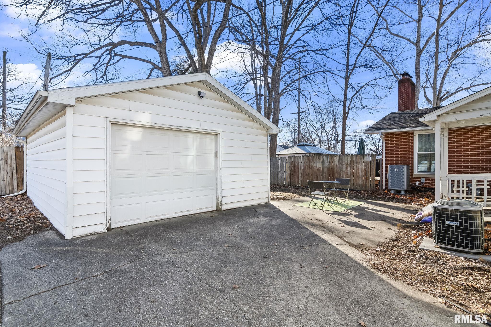 1428 West Edwards Street Springfield, IL 62704 - Photo 36 of 36 Gallery Image 36
