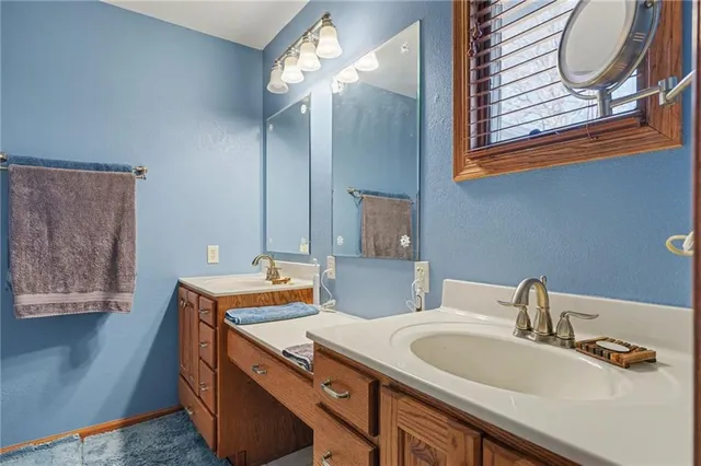 $355,000 | 545 East Monroe Avenue, Garnett, KS 66032