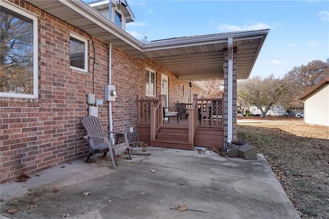 $355,000 | 545 East Monroe Avenue, Garnett, KS 66032