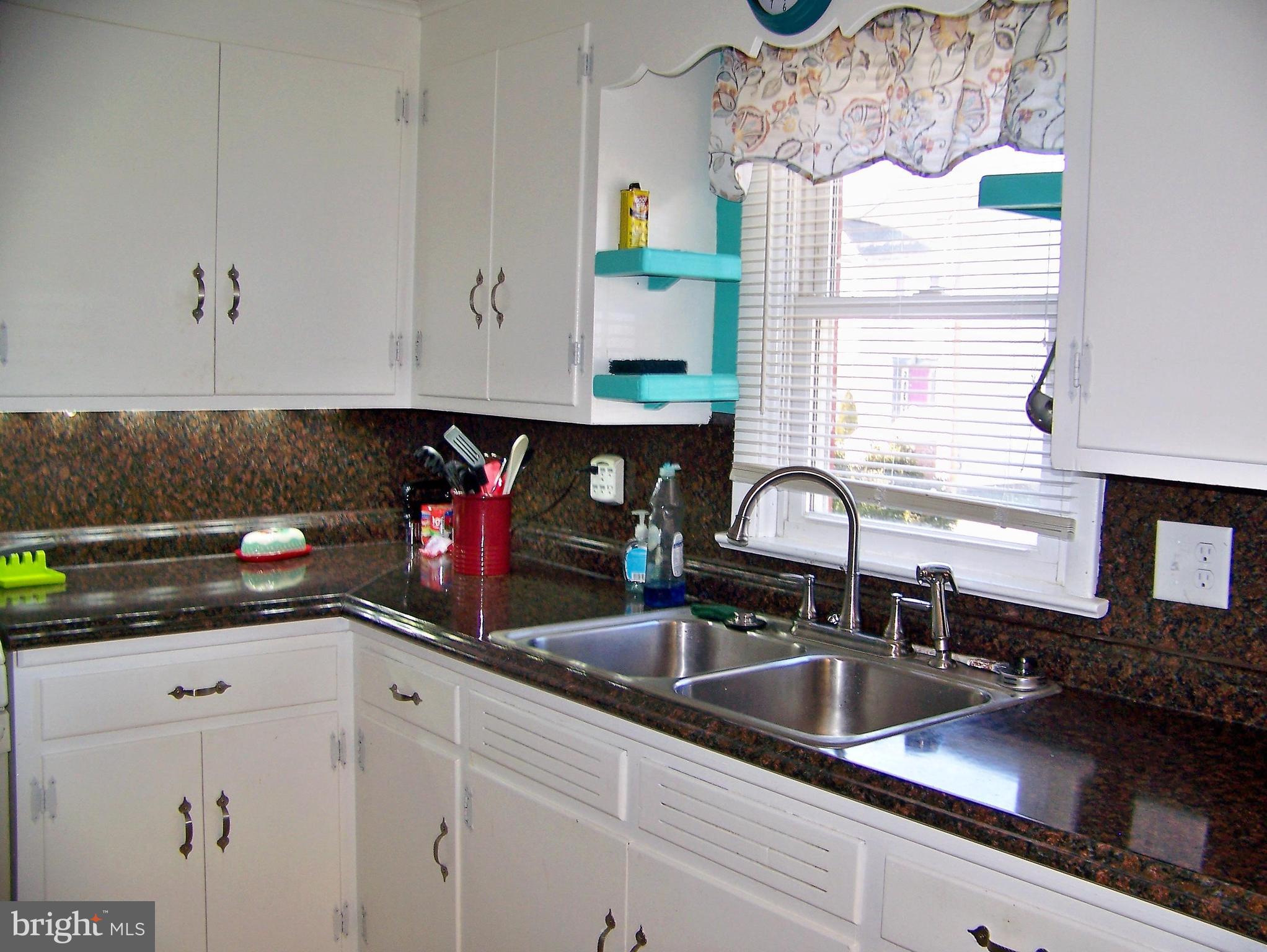 312 Maple Avenue Hanover, PA 17331 - Photo 8 of 34 Gallery Image 8