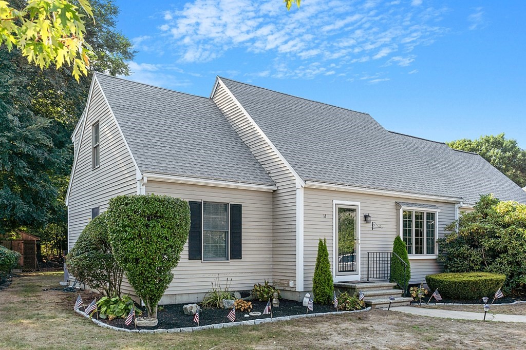 11 Andrews Farm Road Boxford, MA 01921 - Photo 1 of 40