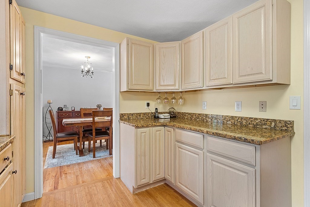 11 Andrews Farm Road Boxford, MA 01921 - Photo 6 of 40