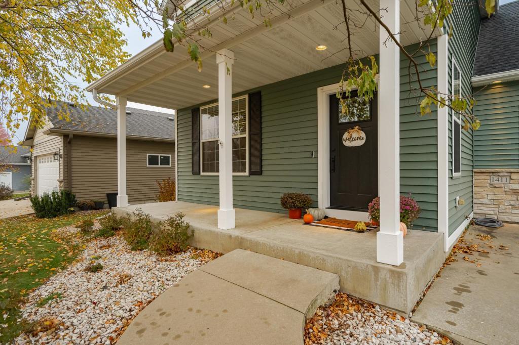 1411 Century Point Lane Northeast Rochester, MN 55906 - Photo 6 of 40