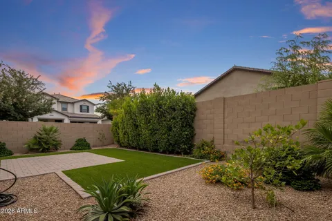 $925,000 | 6610 East Marisa Lane, Phoenix, AZ 85054