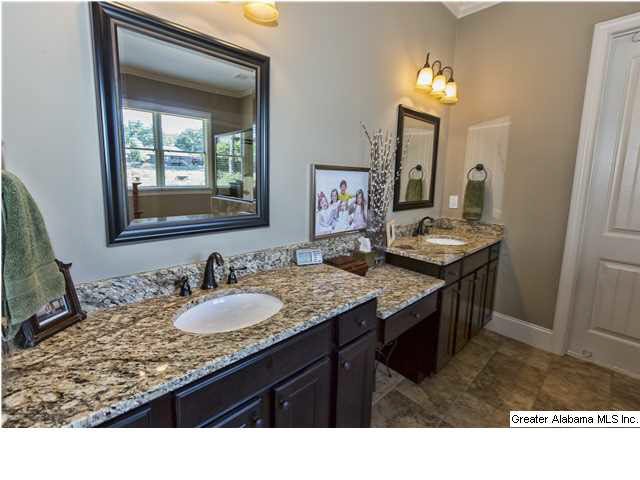 815 Byron Way Hoover, AL 35226 - Photo 16 of 32