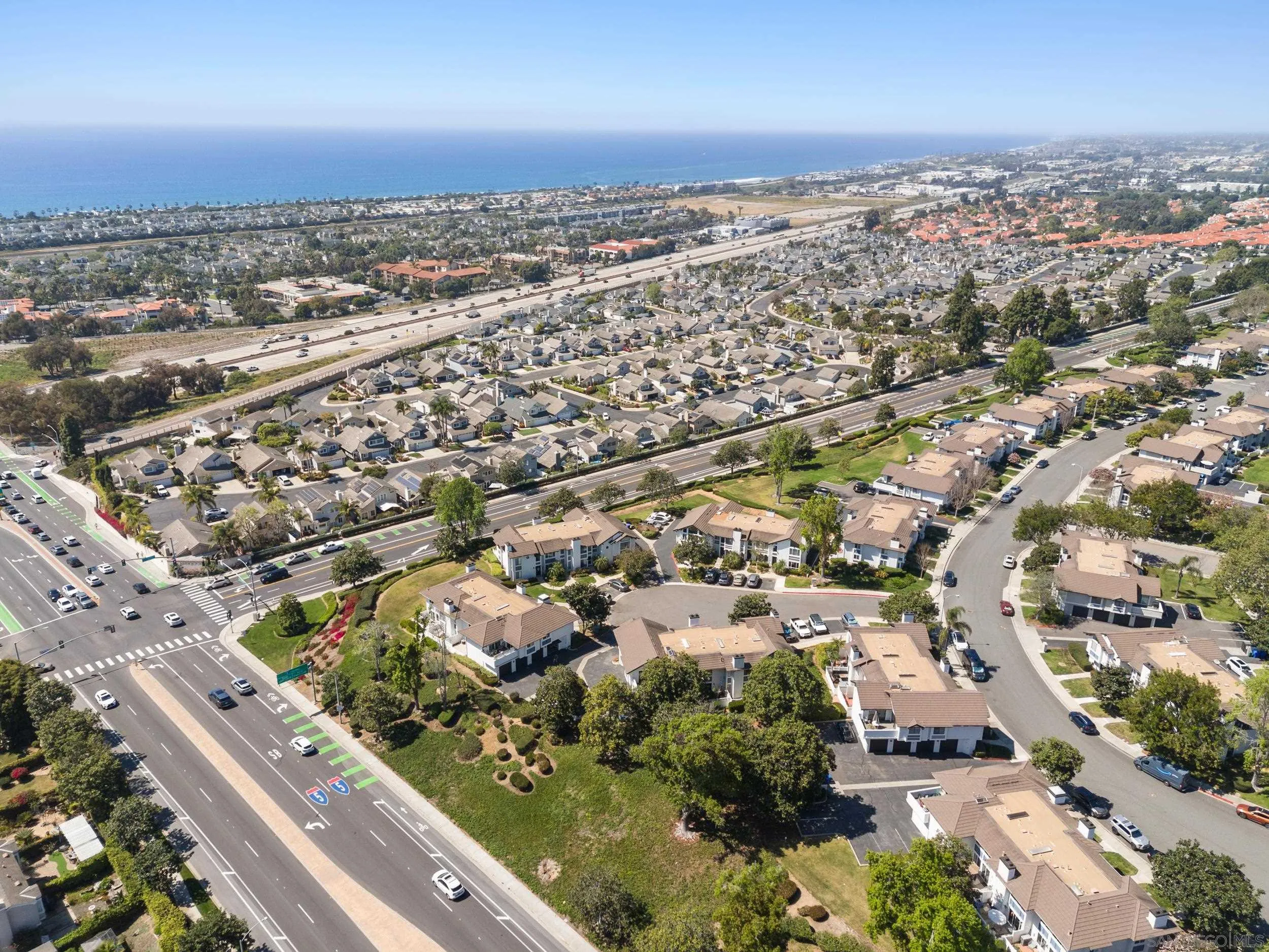 863 Violet Court Carlsbad, CA 92011 - Photo 33 of 37 an aerial view of a city with lots of residential buildings