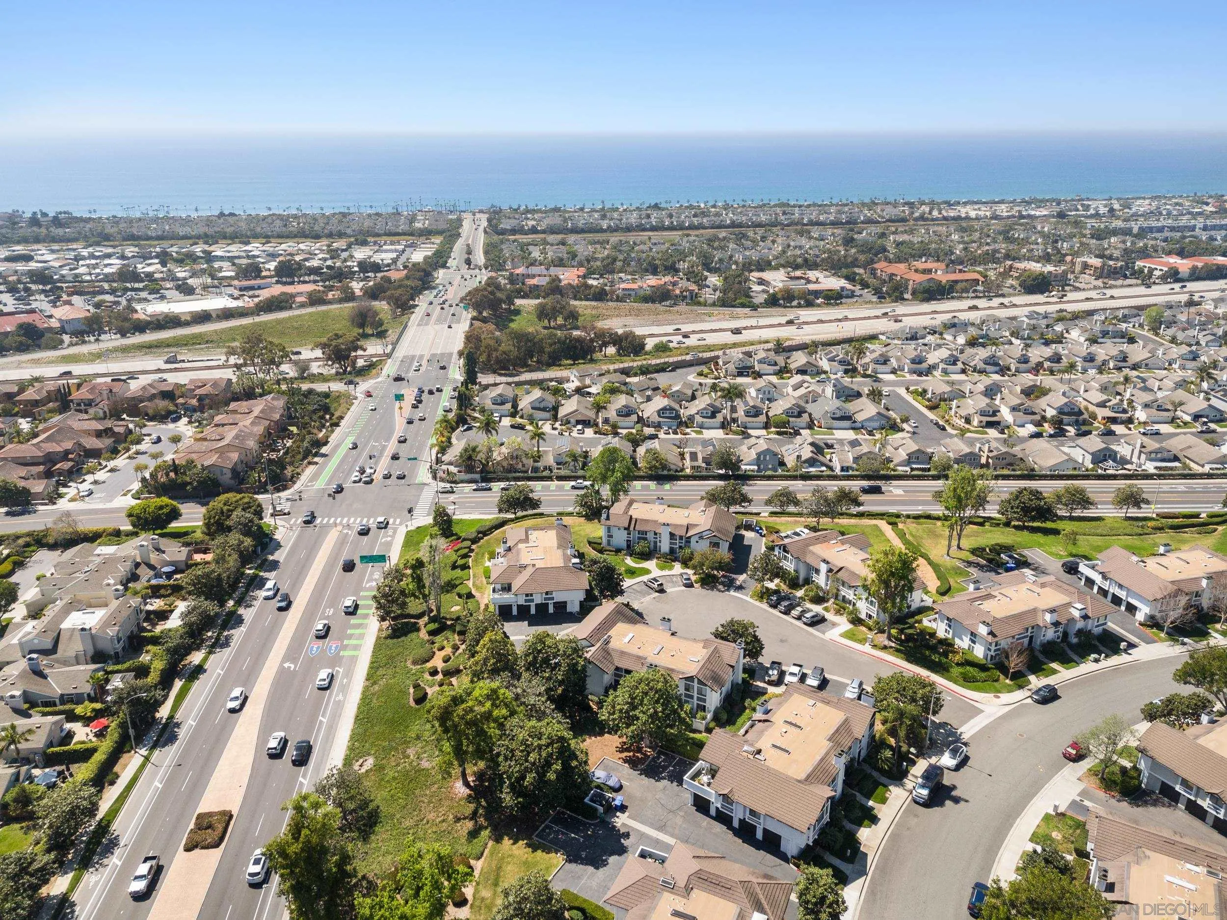 863 Violet Court Carlsbad, CA 92011 - Photo 35 of 37 an aerial view of a city
