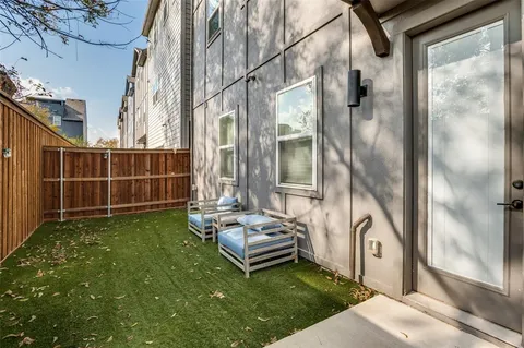 $650,000 | 1434 Elevado Drive, Dallas, TX 75212